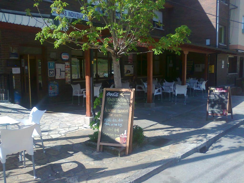 Hostal El Peregrino La Portela de Valcarce Eksteriør bilde